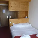 Coq De Bruyere * Courchevel