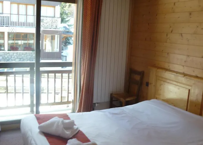 Coq De Bruyere Szálloda Courchevel