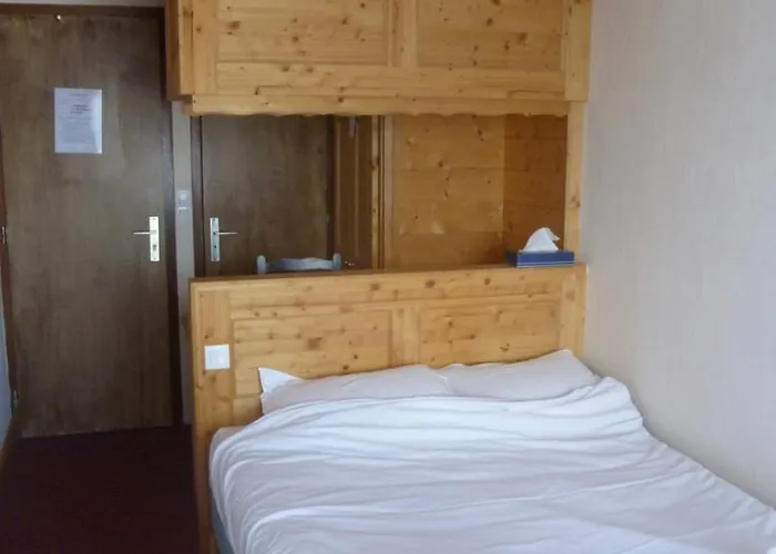 Coq De Bruyere * Courchevel